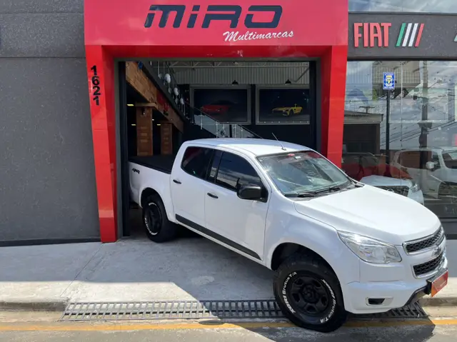 Carro Chevrolet S10 Cabine Dupla 2015 S10 2.8 CTDI LS 4WD (Cabine Dupla)