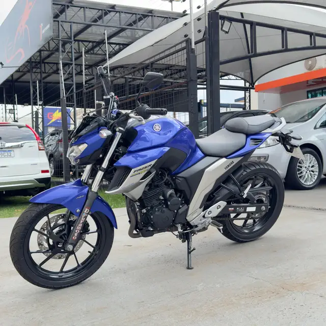 Moto Yamaha YS 250 Fazer 2021 ABS