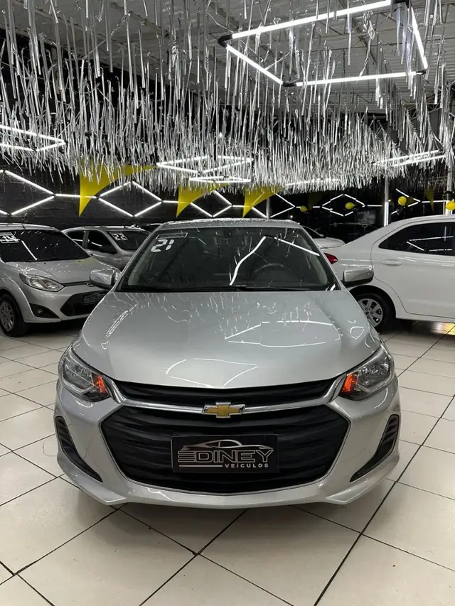 Carro Chevrolet Onix Plus 2021 1.0 LT (Flex)