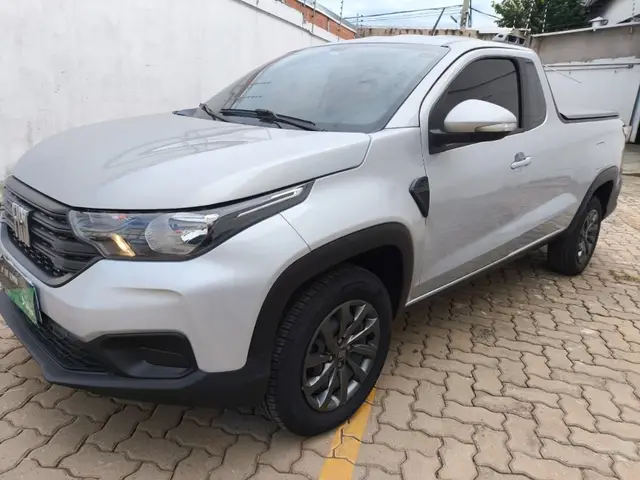 Carro Fiat Strada 2023 Freedom 1.3 CS Plus (Flex)