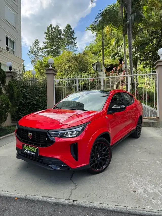 Carro Fiat Fastback 2024 Abarth