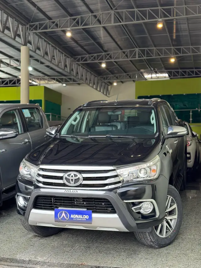 Carro Toyota Hilux Cabine Dupla 2016 Hilux 2.8 TDI SRX CD 4x4 (Aut)