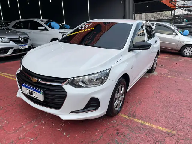 Carro Chevrolet Onix 2022 1.0 (Flex)