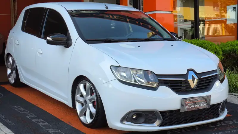 Renault Sandero Expression 1.6 8V
