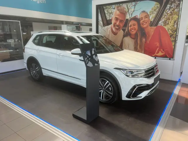 Carro Volkswagen Tiguan 2025 Allspace R-Line 2.0 TSi