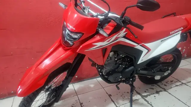 Moto Honda XR 300L 2025 Tornado