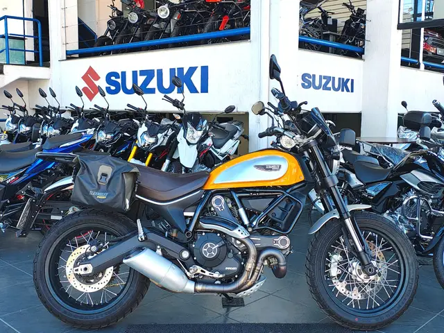 Carro Ducati Scrambler 2018 CLASSIC 800cc