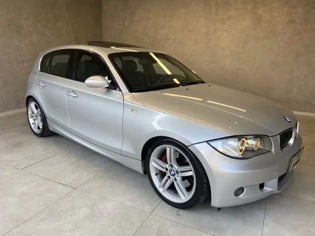 Carro BMW 130i 2009 130i 3.0 24V Sport (Aut)