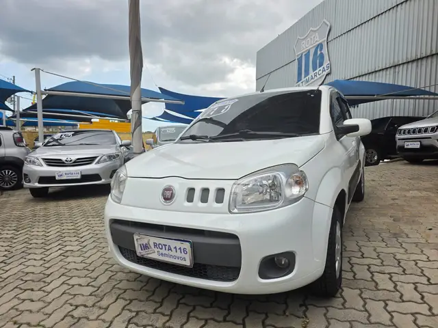 Carro Fiat Uno 2011 Vivace 1.0 8V (Flex) 4p