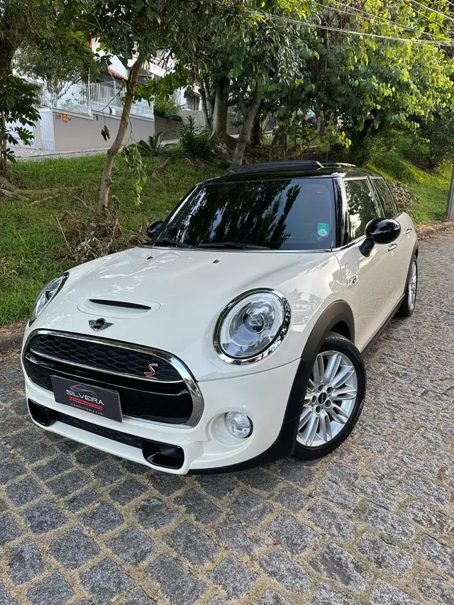 Carro MINI Cooper 2017 2.0 S Exclusive (Aut) 4p