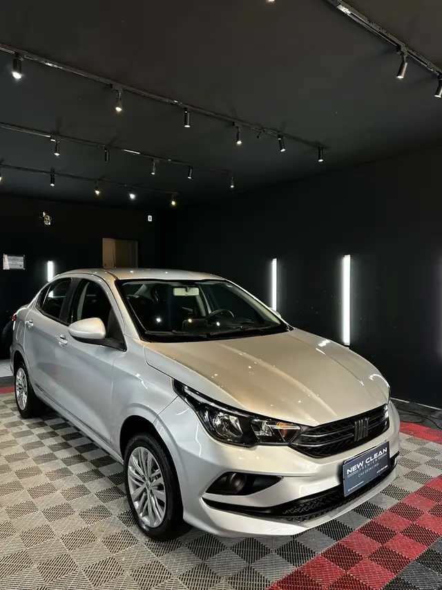 Carro Fiat Cronos 2023 Drive 1.0 (Flex) MT
