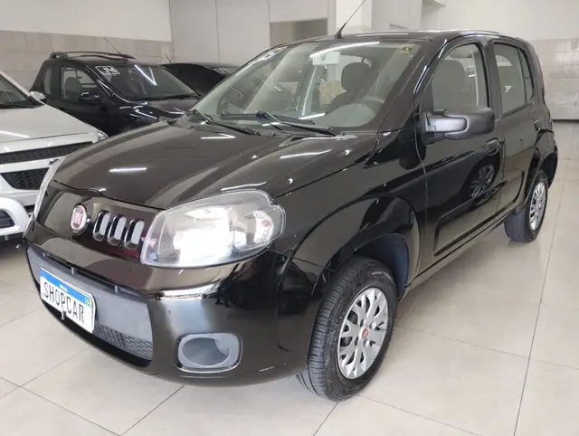 Carro Fiat Uno 2016 Vivace 1.0 8V (Flex) 4p
