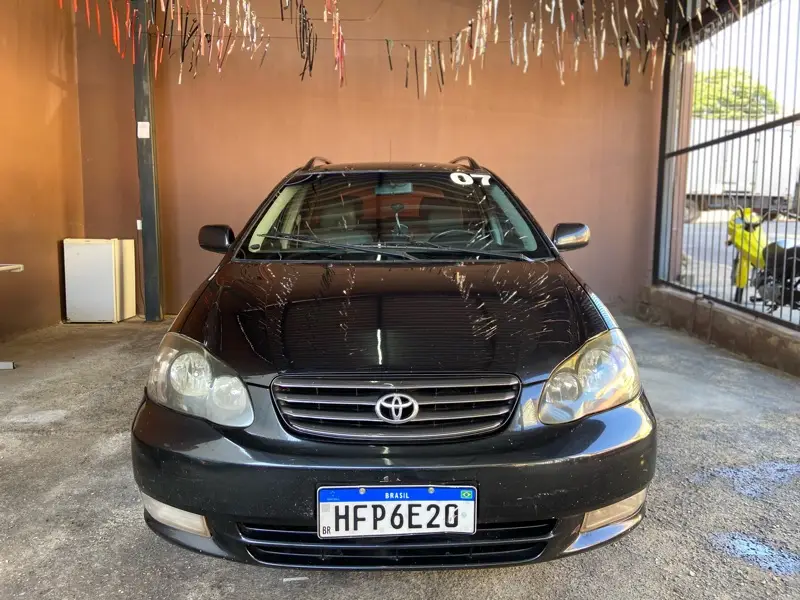 Toyota Corolla Fielder 1.8 16V (aut)