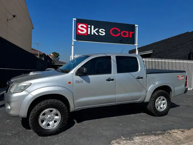 Carro Toyota Hilux Cabine Dupla 2015 Hilux 3.0 TDI 4x4 CD STD