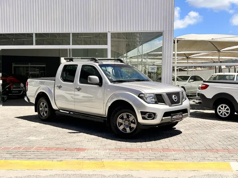 Nissan Frontier 2.5 TD CD 4x4 SV Attack (Aut)