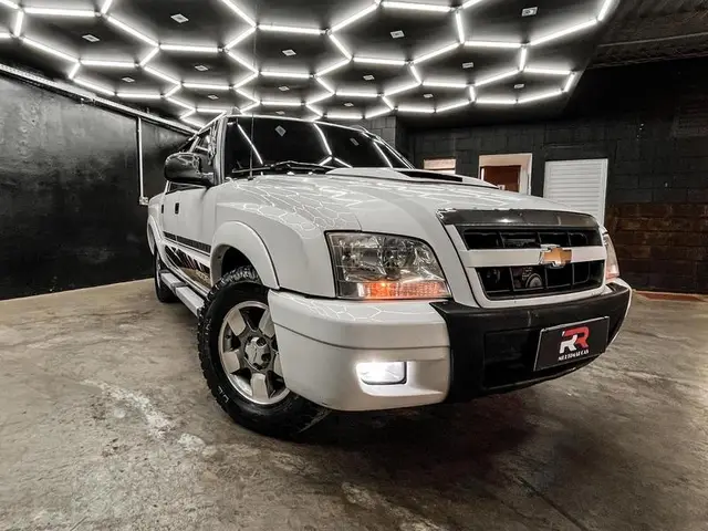 Carro Chevrolet S10 Cabine Dupla 2011 S10 Executive 4x2 2.4 (Flex) (Cab Dupla)