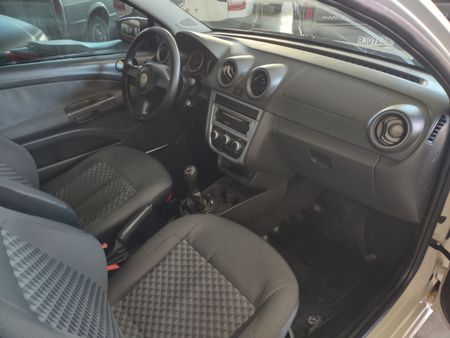 Saveiro 1.6 (Flex)