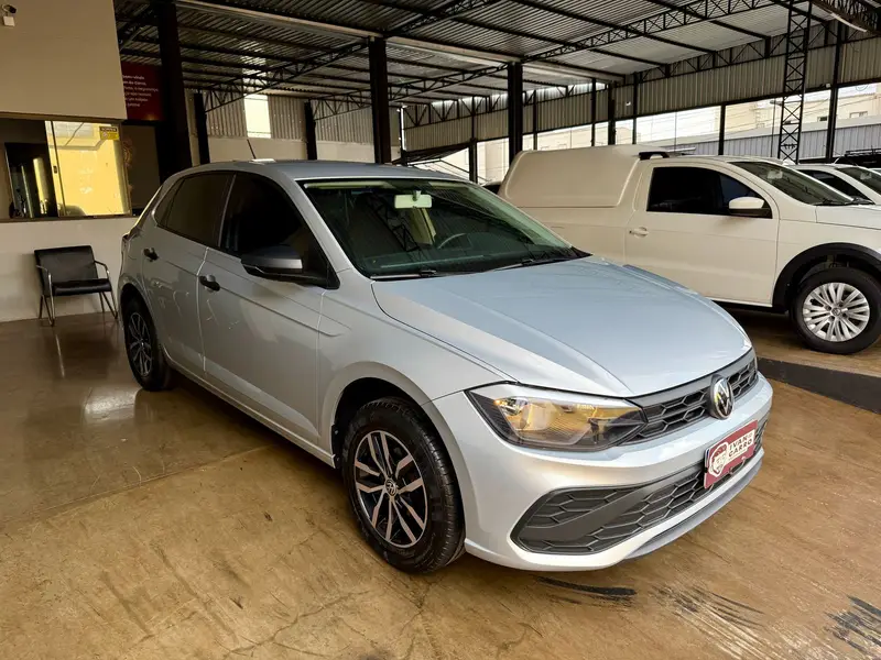 Volkswagen Polo Track 1.0 Flex 12V 5p