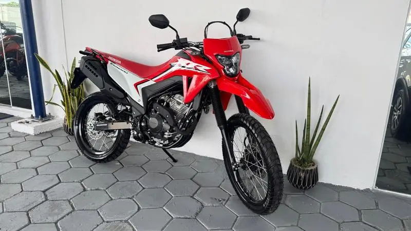Honda XR 300L Tornado
