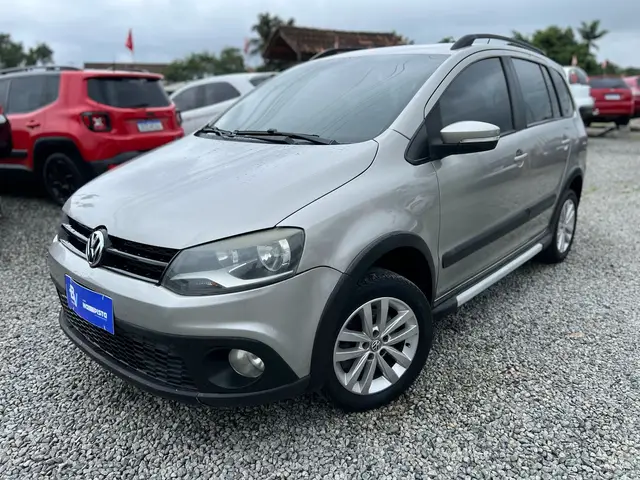Carro Volkswagen SpaceCross 2013 1.6 8V (Flex)