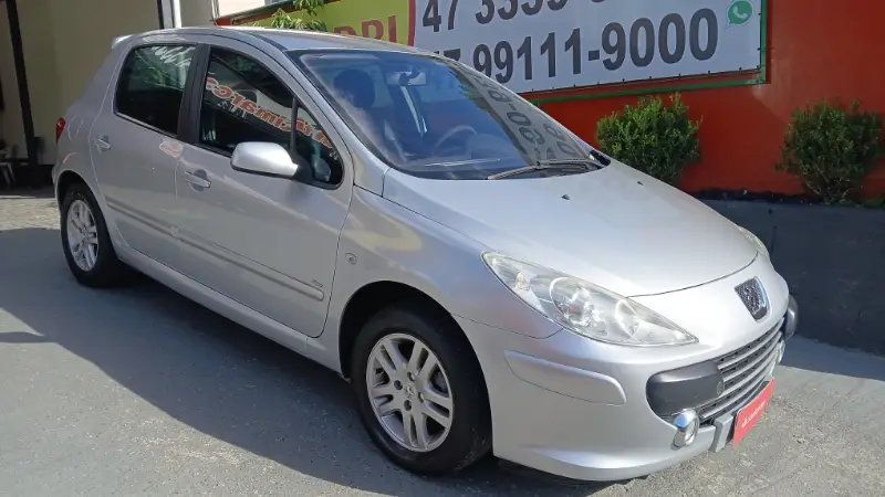 Peugeot 307 Hatch. Presence Pack 1.6 16V (flex)