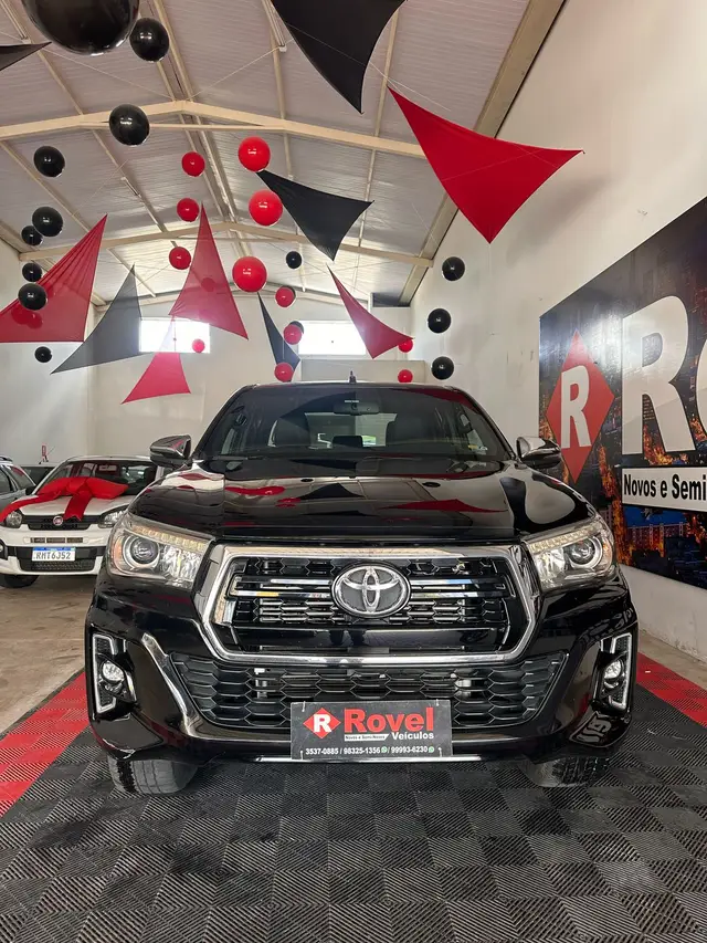 Carro Toyota Hilux Cabine Dupla 2019 Hilux 2.8 TDI CD SRX 50th 4x4 (Aut)