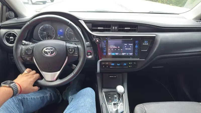 Toyota Corolla 2.0 XEi Multi-Drive S (Flex)