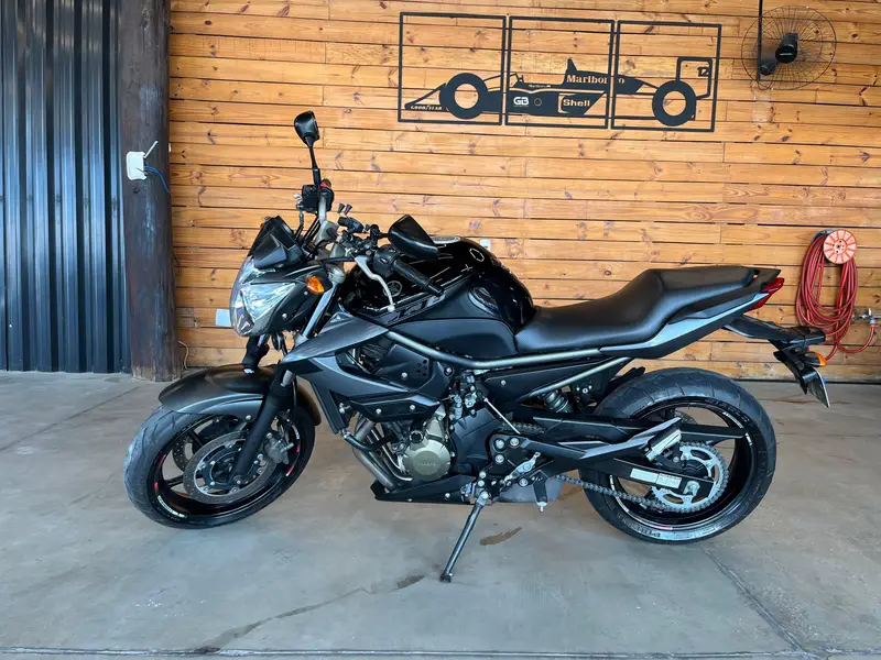 Yamaha XJ6 N XJ6 N 600