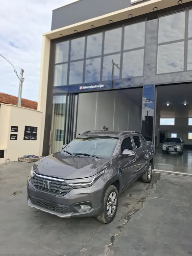 Carro Fiat Strada 2022 Volcano 1.3 CD (Flex)