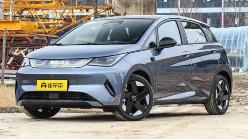 Novo BYD Dolphin é lançado com cara nova e mais equipado; veja o que muda