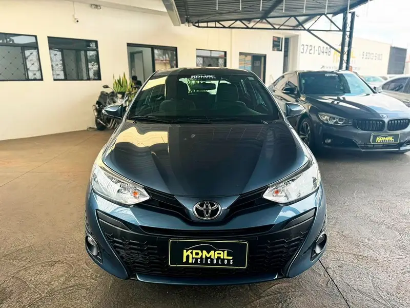 Toyota Yaris 1.3 XL CVT (Flex)