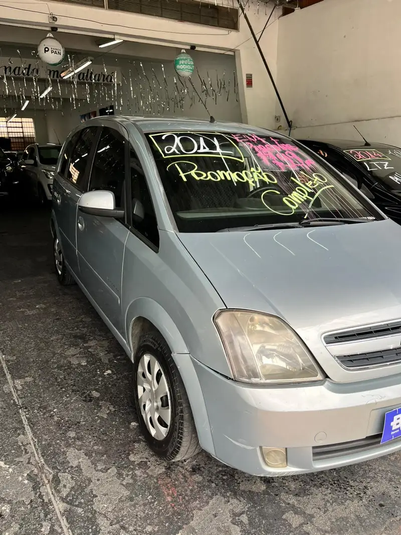 Chevrolet Meriva Premium 1.8 (Flex) (easytronic)