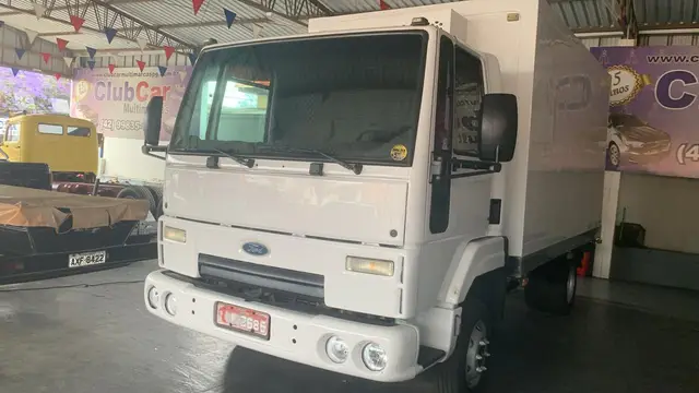 Carro Ford Cargo 816 2013 816