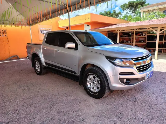 Carro Chevrolet S10 Cabine Dupla 2018 S10 2.8 CTDI LT 4WD (Cabine Dupla)