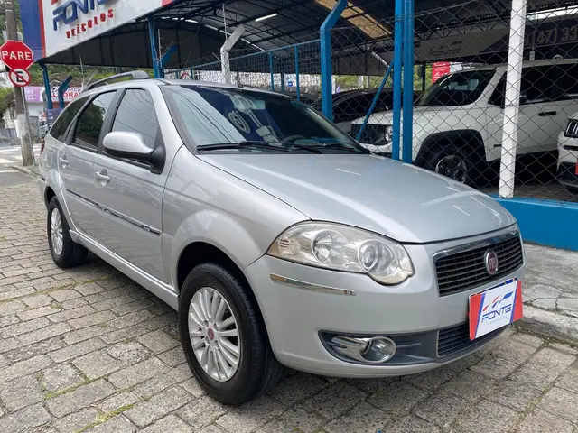 Carro Fiat Palio Weekend 2011 Attractive 1.4 8V (Flex)
