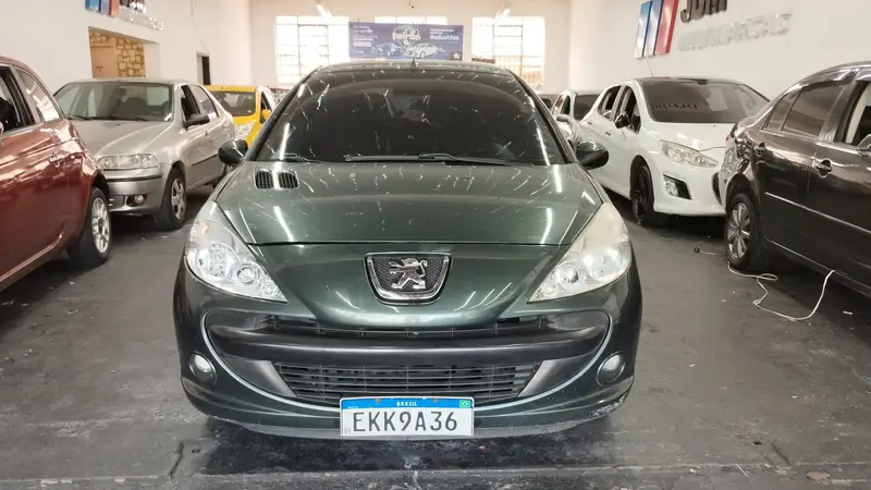 Peugeot 207 Hatch XR Sport 1.4 8V (flex)