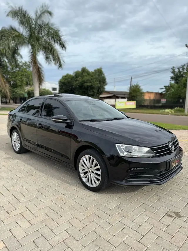 Carro Volkswagen Jetta 2015 2.0 Comfortline Tiptronic (Flex)