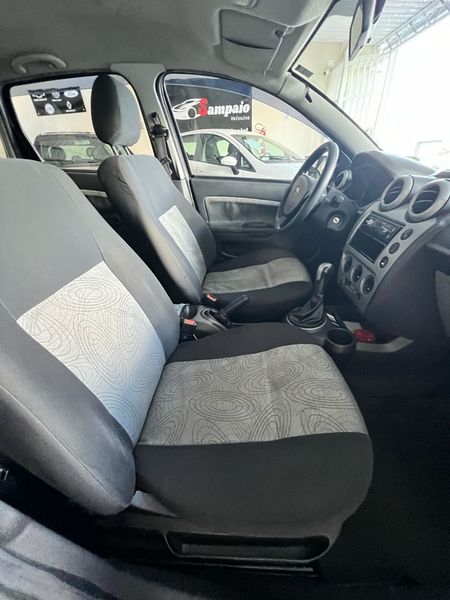 Fiesta Sedan 1.0 (Flex)