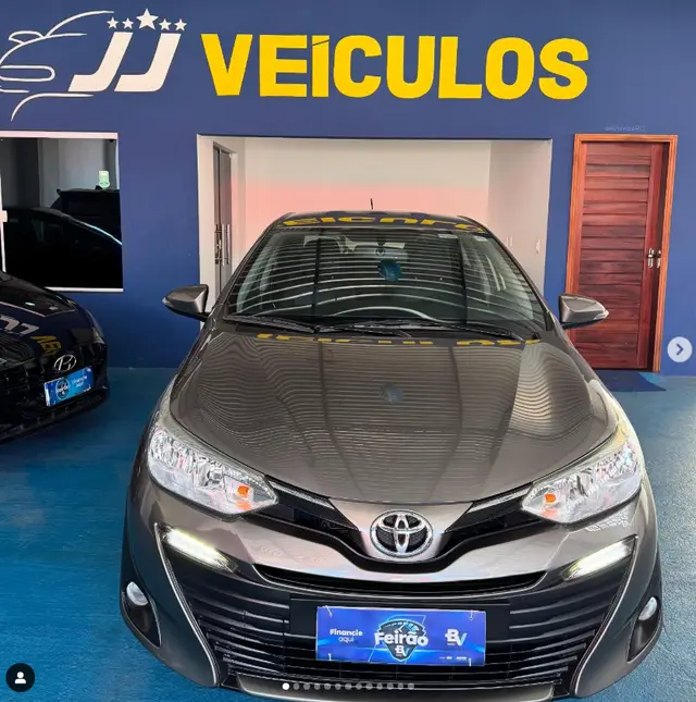 Carro Toyota Yaris Sedan 2019 1.5 XS CVT (Flex)