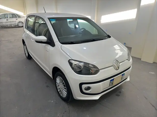 Carro Volkswagen Up! 2017 1.0 12v E-Flex move up!