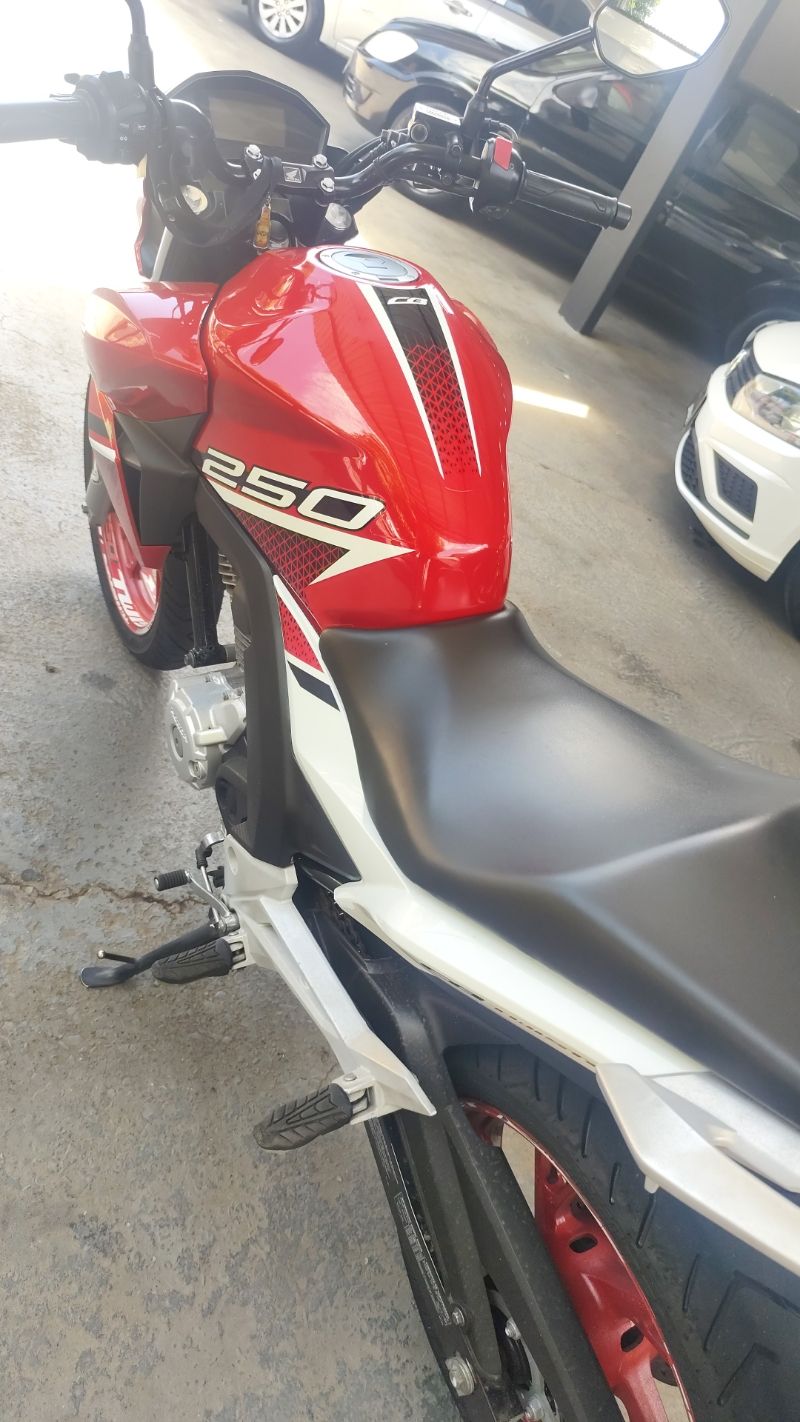 Honda CB 250F Twister