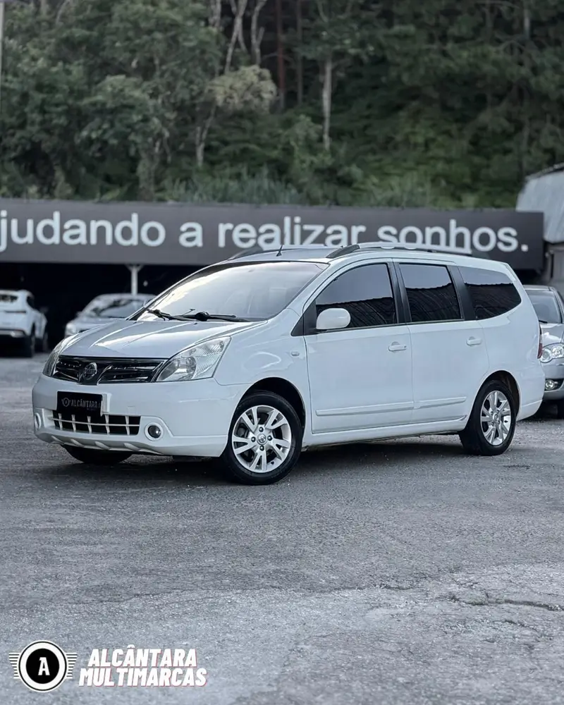 Nissan Grand Livina SL 1.8 16V Flex Fuel Aut.