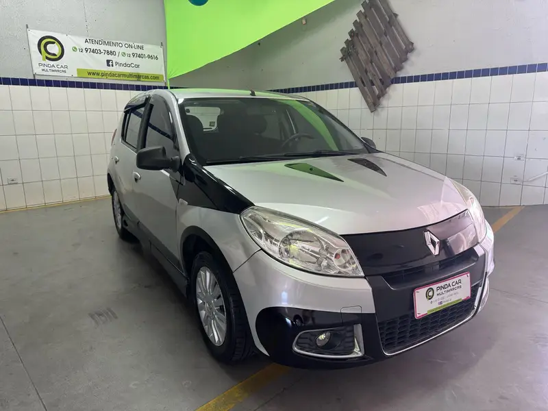 Renault Sandero Privilege 1.6 16V (Flex)(aut)
