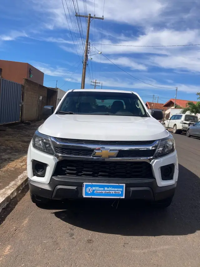 Carro Chevrolet S10 Cabine Simples 2021 S10 2.8 CTDi Chassi Cabine LS 4WD