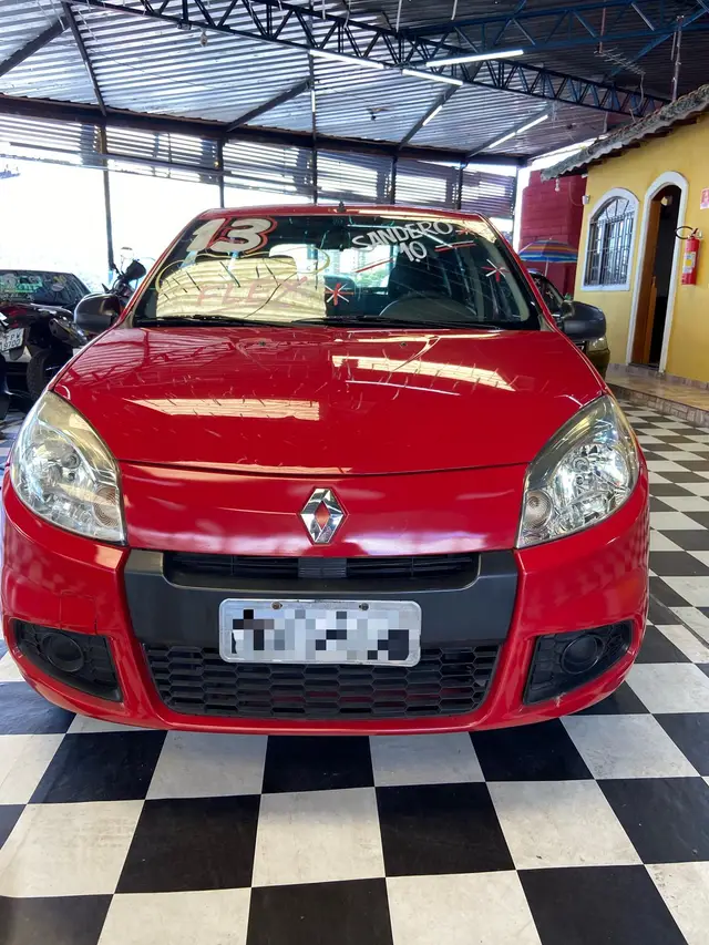 Carro Renault Sandero 2013 Authentique 1.0 16V (flex)
