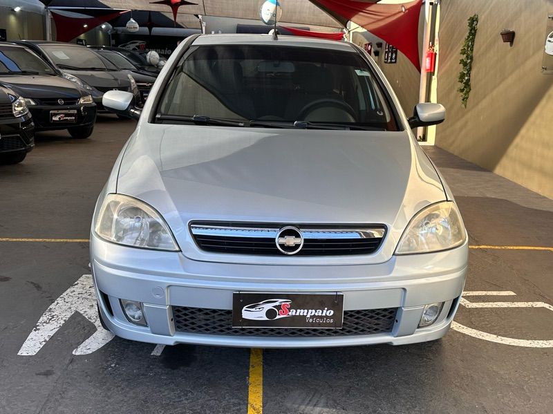 Chevrolet Corsa Sedan