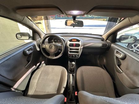 Corsa Sedan Premium 1.4 (Flex)