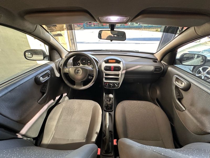 Chevrolet Corsa Sedan