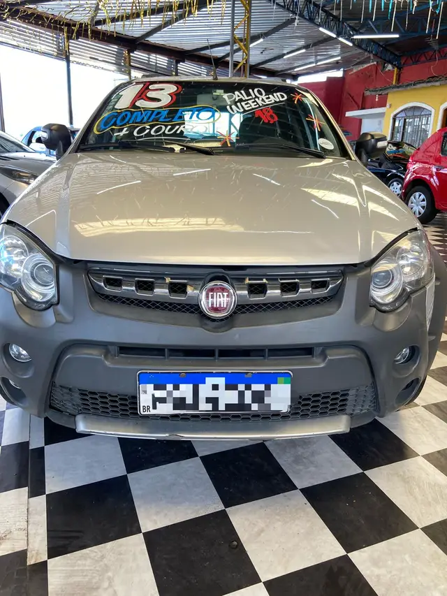 Carro Fiat Palio Weekend 2013 Adventure 1.8 16V Dualogic (Flex)