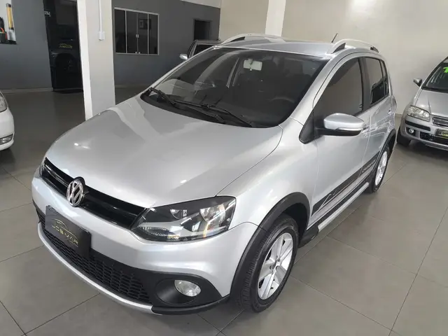 Carro Volkswagen CrossFox 2011 1.6 (Flex)